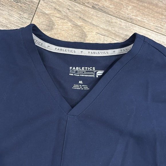 Fabletics Feel Good Performance 2 Gray, 1 Navy Scrub Tops XL - Picture 7 of 13